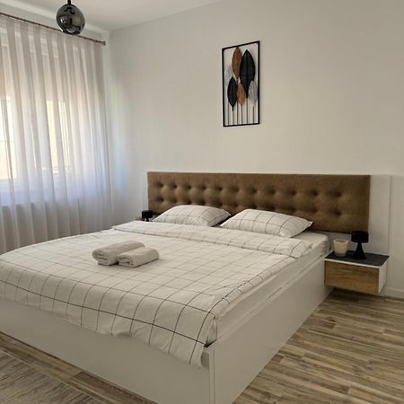 Penthouse Exclusive Pristina Exterior foto