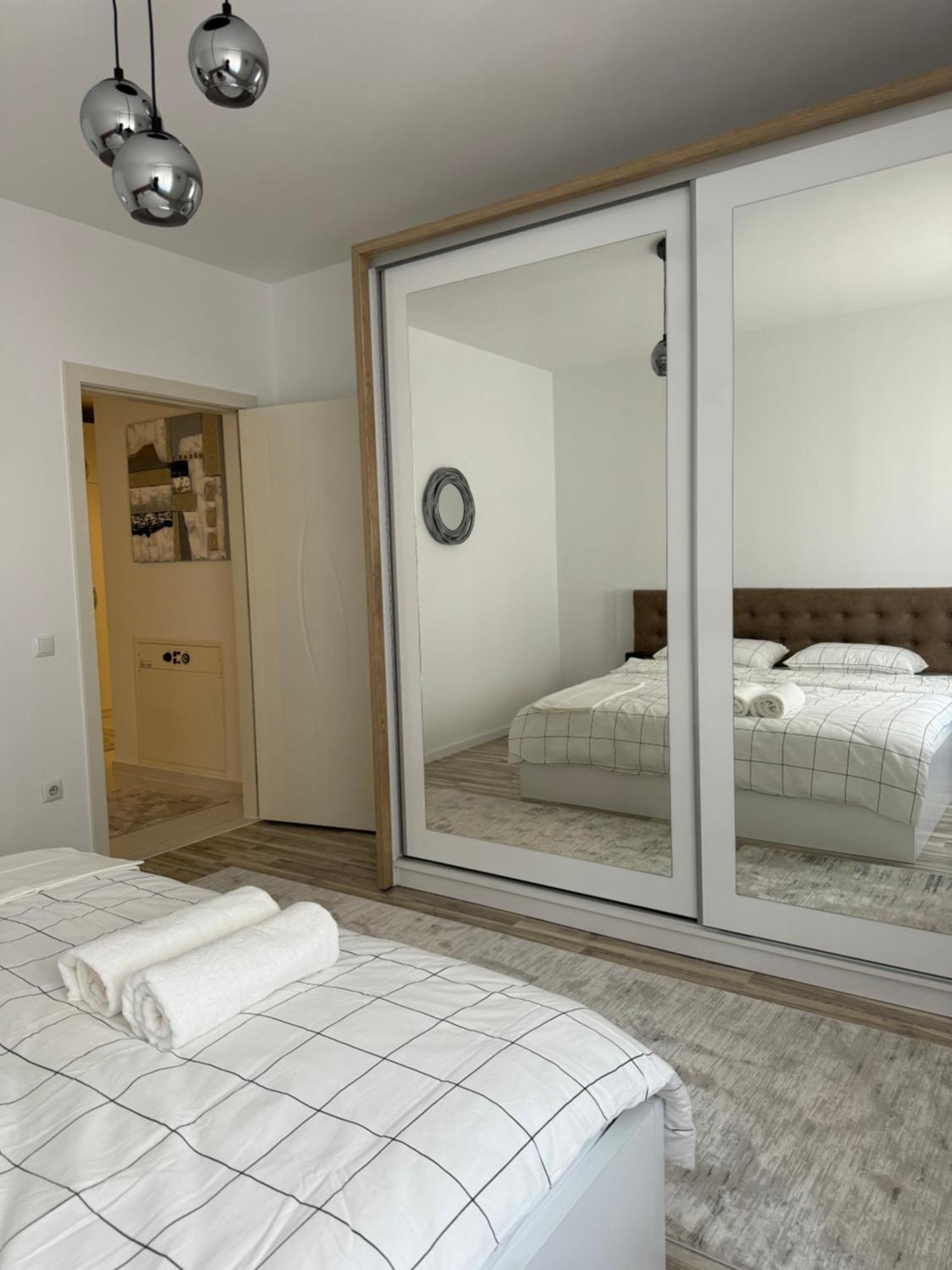 Penthouse Exclusive Pristina Exterior foto