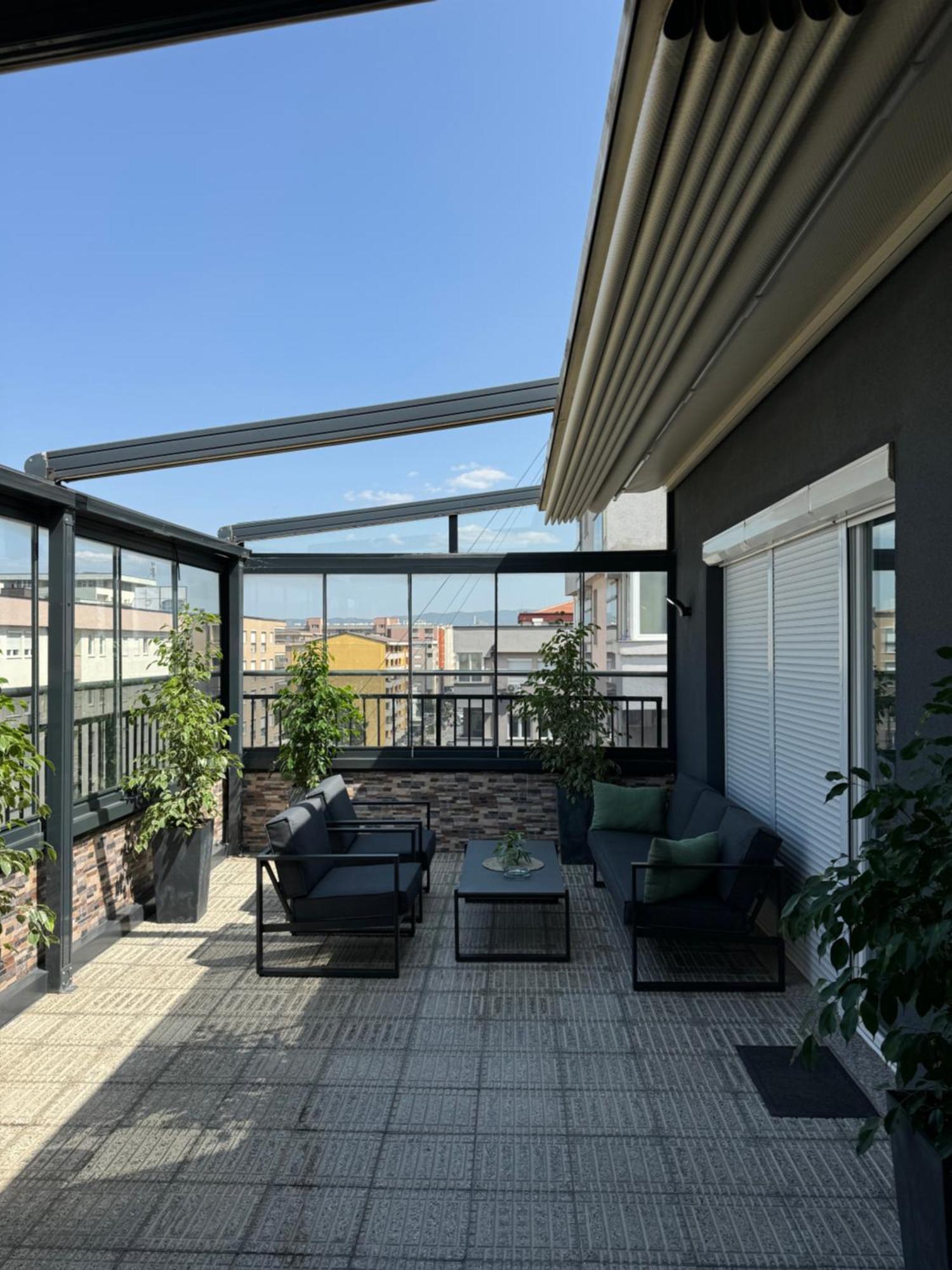 Penthouse Exclusive Pristina Exterior foto